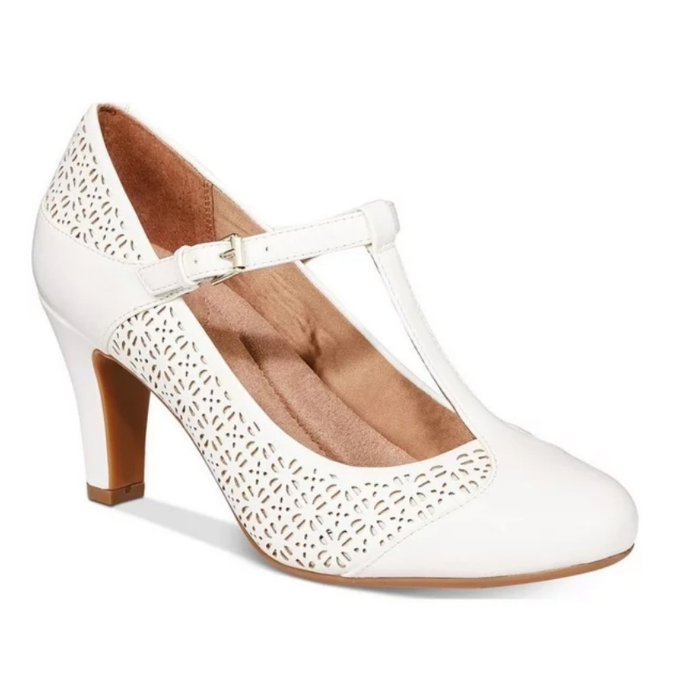 Gianni Bernini white heels